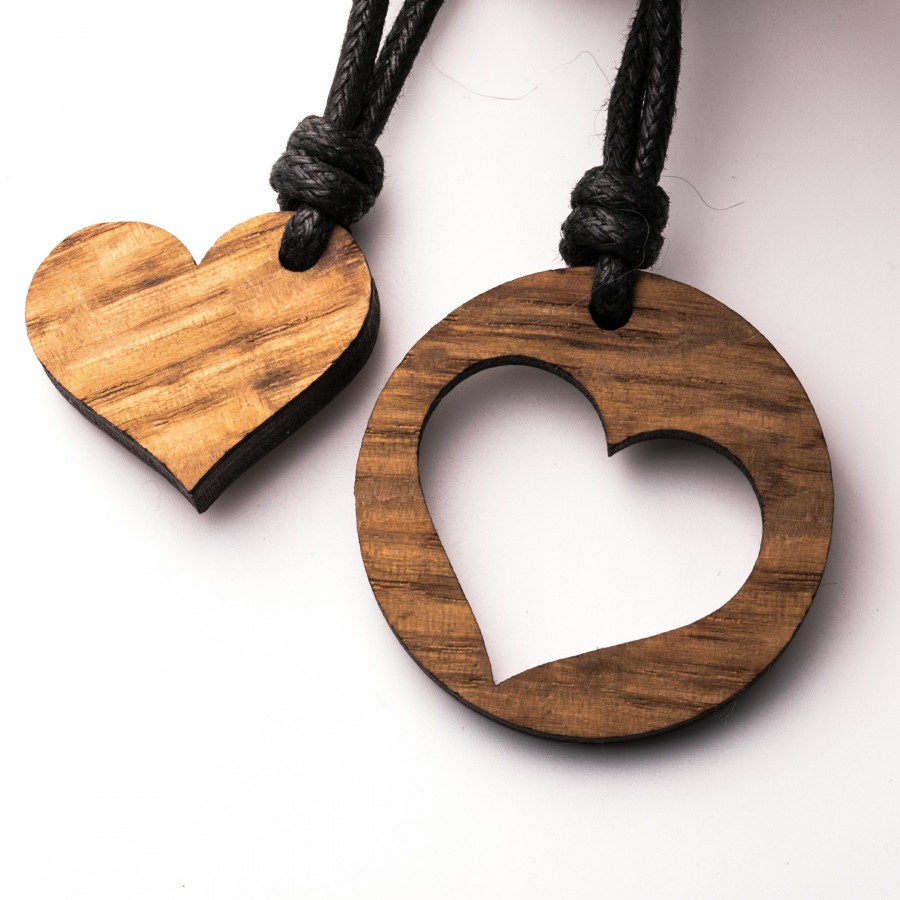 Herz Pärchen rund Kette Epoxidschmuck mit Naturholz