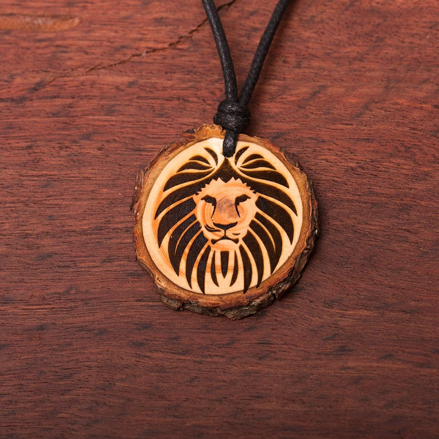 Löwe Kette Epoxidschmuck mit Naturholz