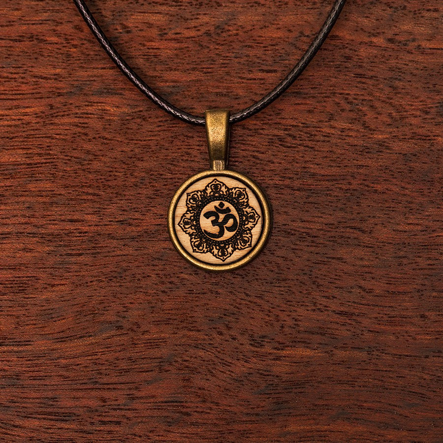 Om Flower Kette Epoxidschmuck mit Naturholz
