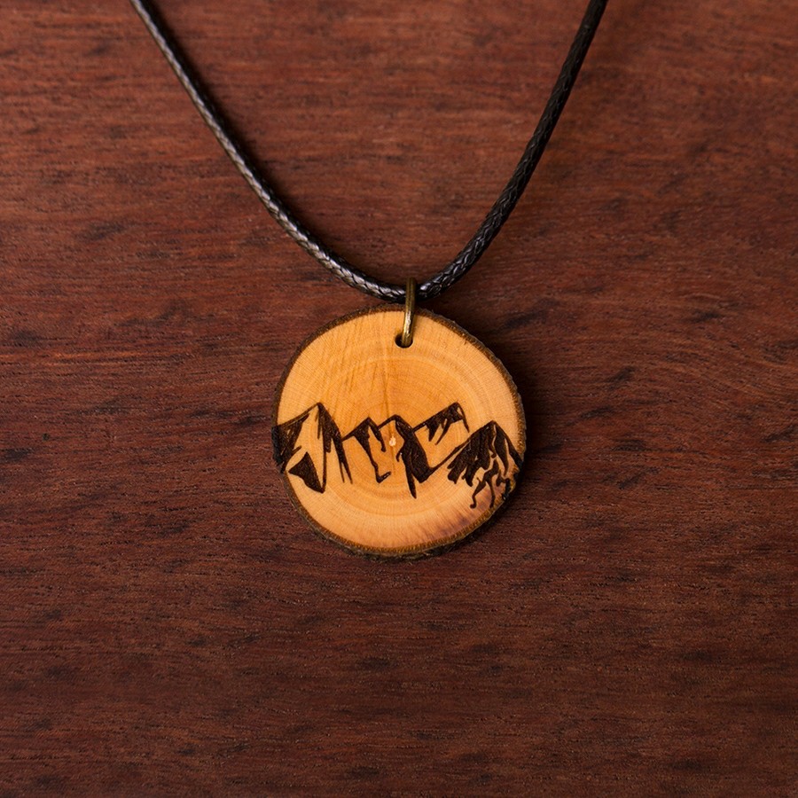 Berge Kette Epoxidschmuck mit Naturholz