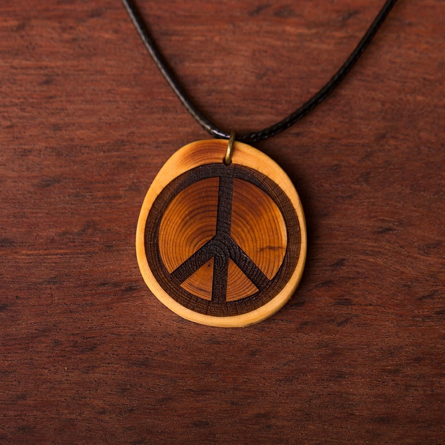 Peace Kette Epoxidschmuck mit Naturholz