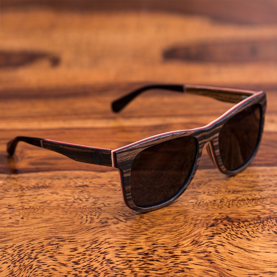 Elegance  Sonnenbrille aus Holz von Davy Jones