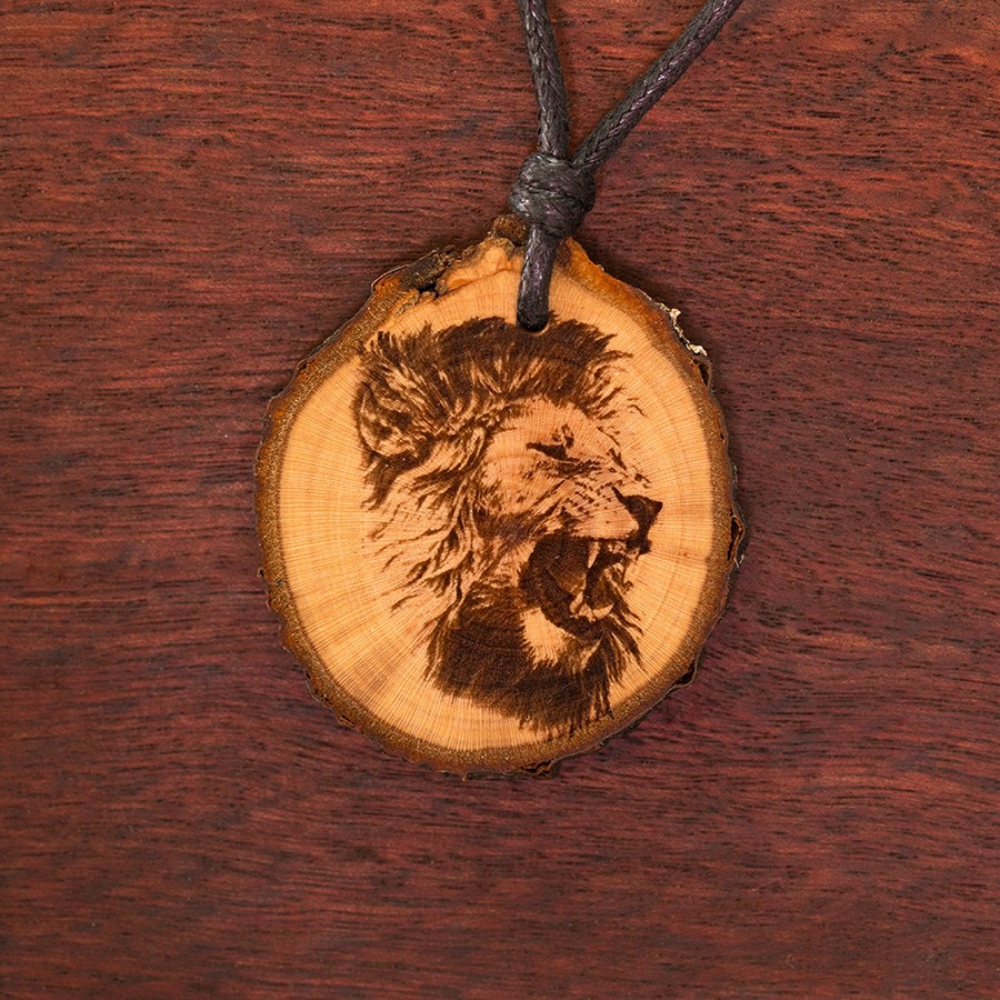 Löwe 2 Kette Epoxidschmuck mit Naturholz