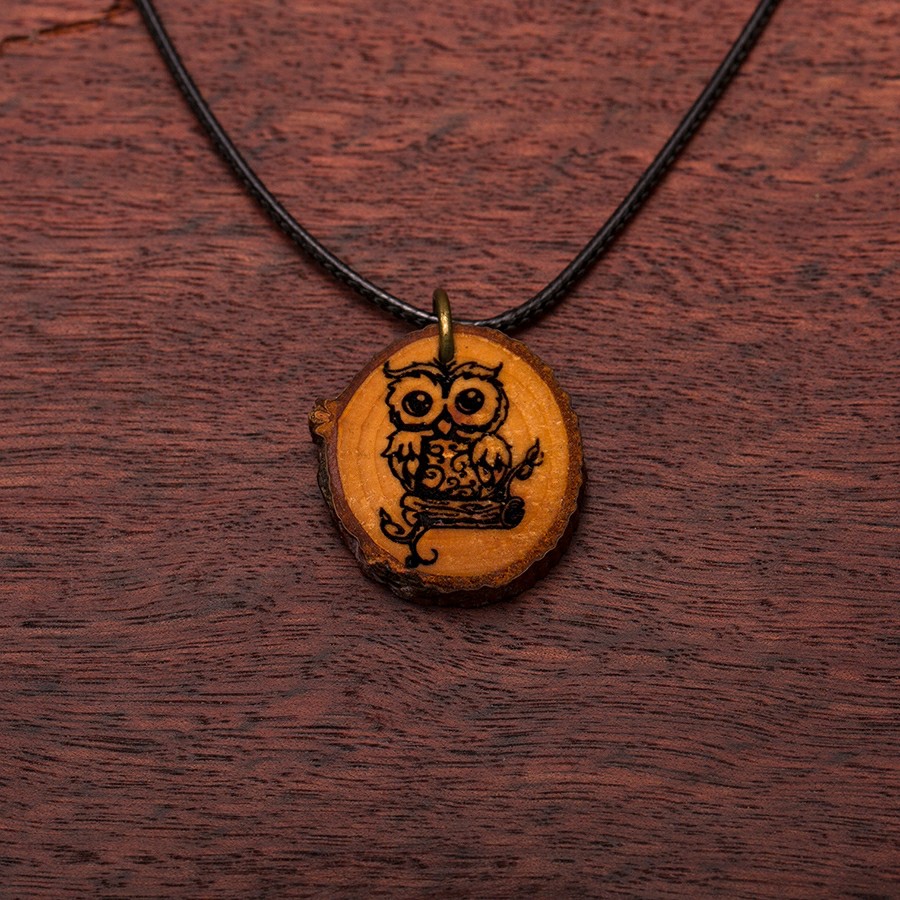 Eule Kette Epoxidschmuck mit Naturholz