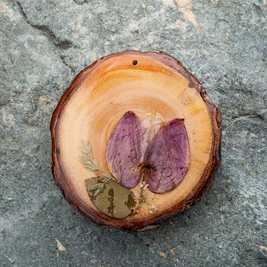 Zirbenblüte 5259 Kette Epoxidschmuck mit Naturholz