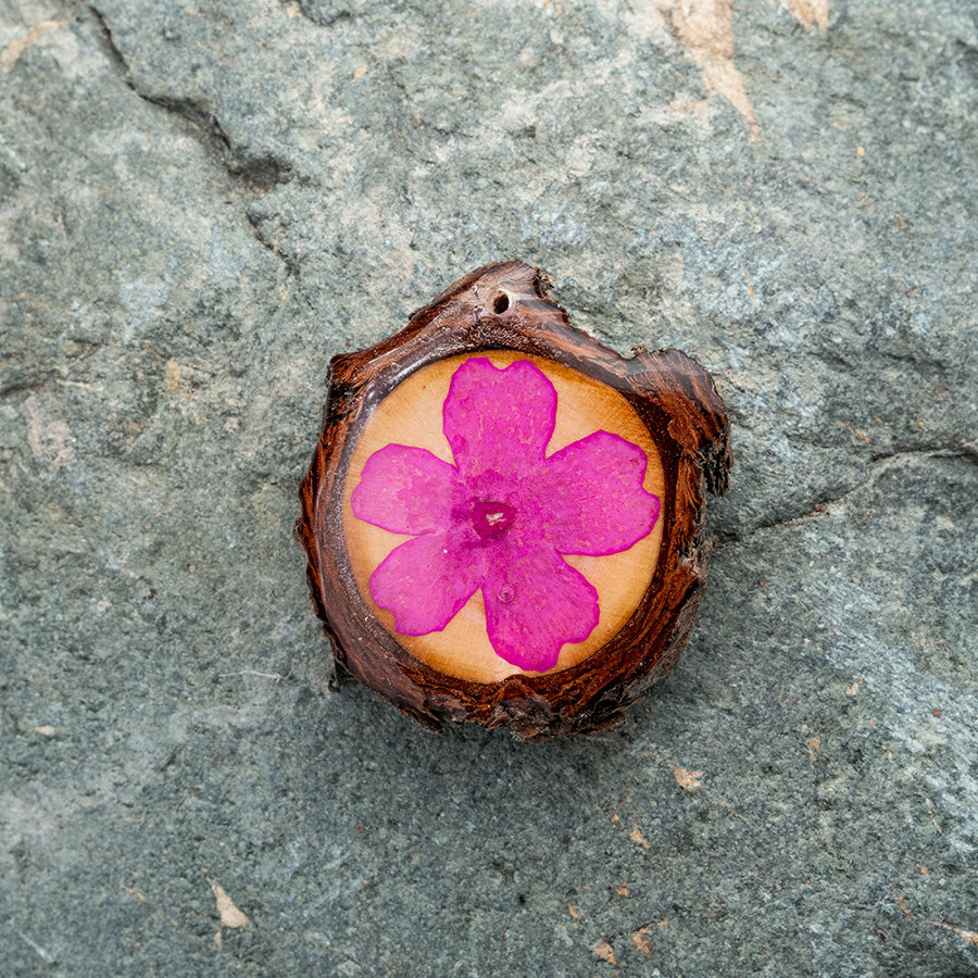 Zirbenblüte 5349 Kette Epoxidschmuck mit Naturholz